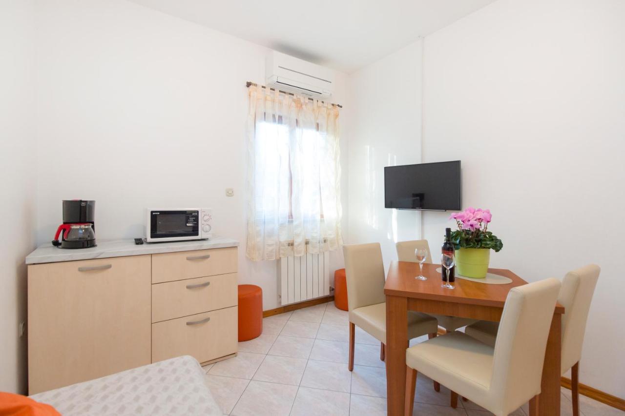 House Kontus Hotel Plomin Ngoại thất bức ảnh